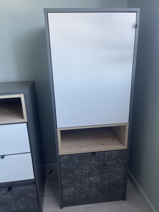 Komplet mebli młodzieżowych