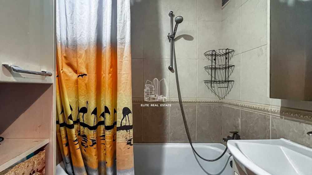 Продажа 3к.кв. 81м2, 4й этаж, Анны Ахматовой 15, метро Позняки