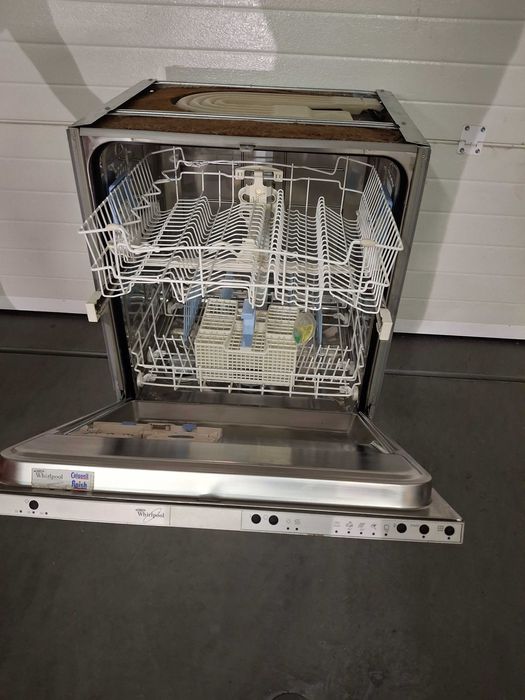 Maquina de Lavar Loiça WHIRLPOOL de Encastrar