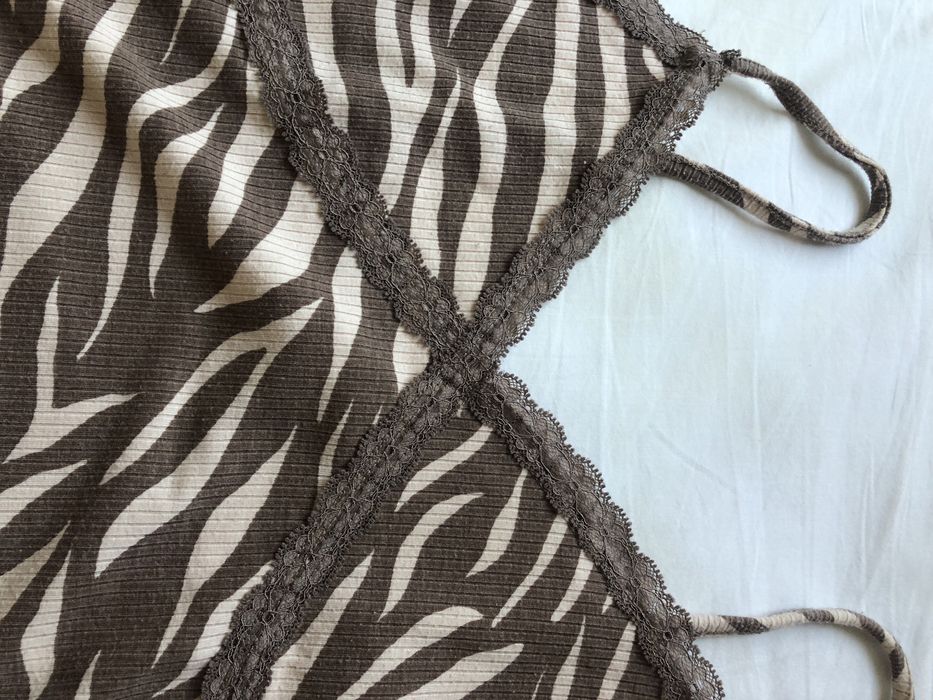 Top zebra tons castanhos