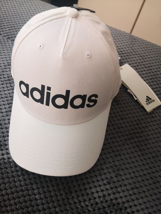 Czapka Adidas. . .