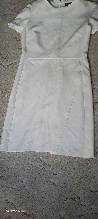 Sukienka ecru 36-38
