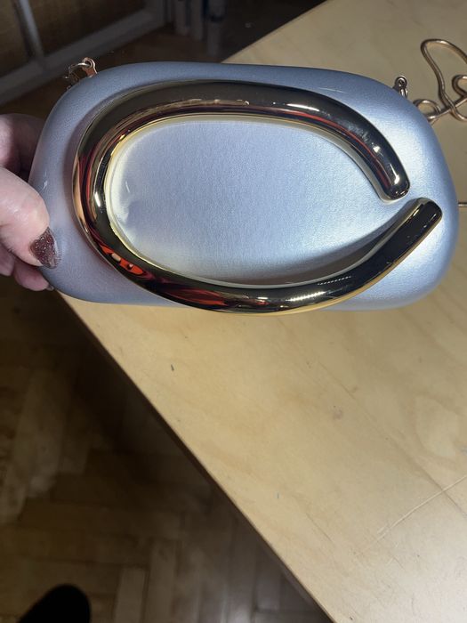 Piekna, srebrna wizytowa torebka kopertówka