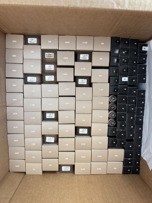 Maquilhagem Anastacia Beverly Hills