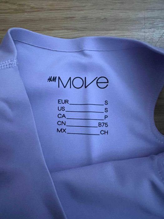 Top da H&M de menina