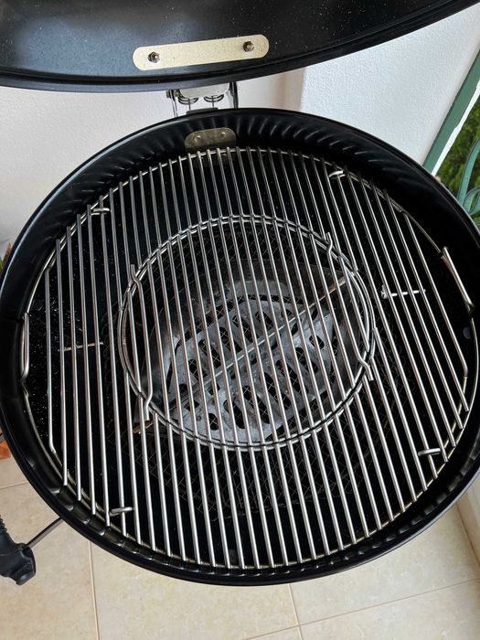 Weber Master Touch Premium 57cm