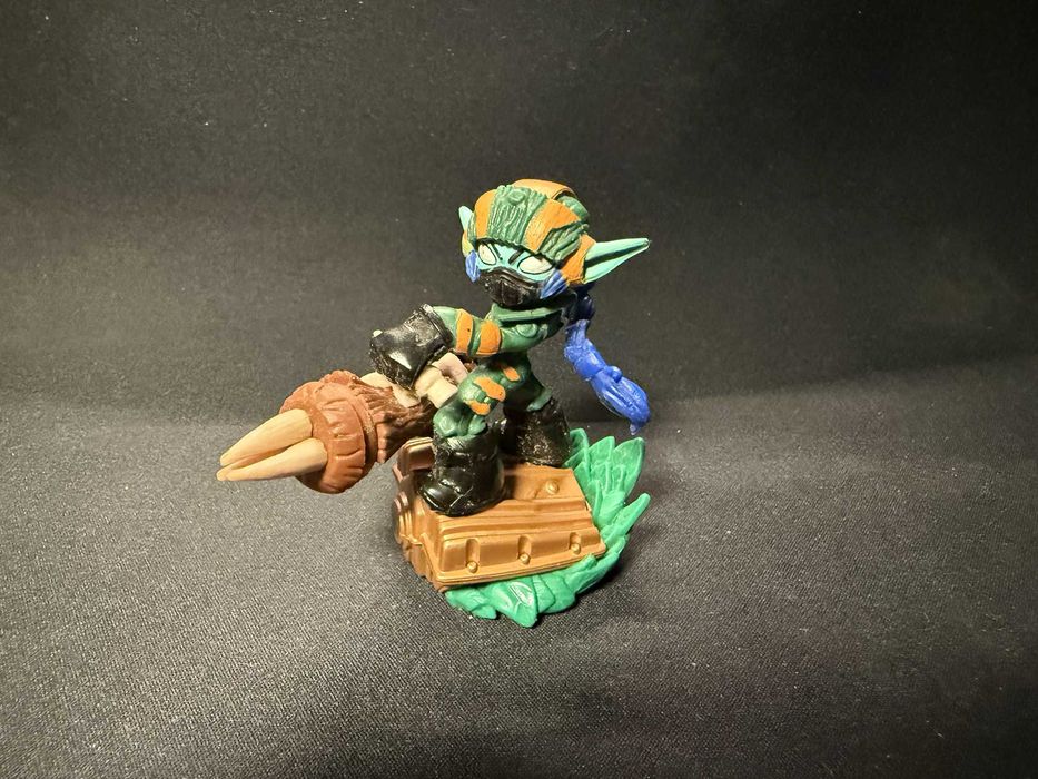 Skylanders SuperChargers Wii + Portal + 3 Figuras (c/ Bowser Raro)