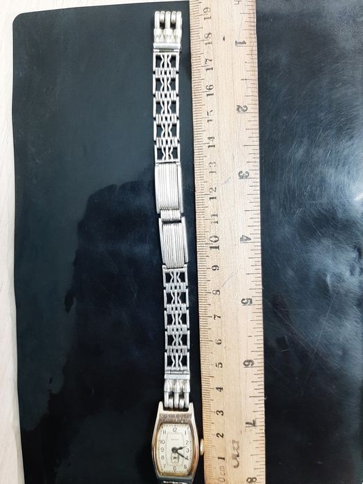 Продам механічний золотий годинник  " Звезда"