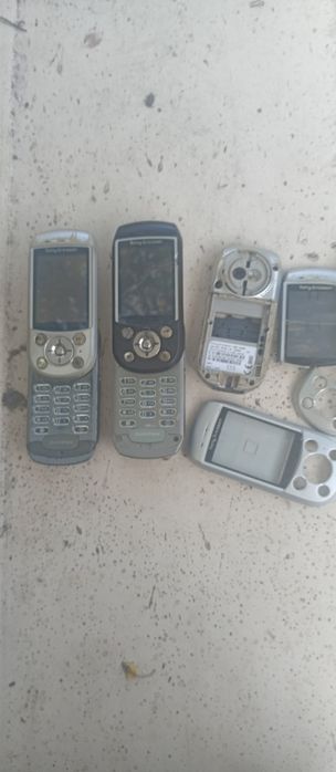 Sony Ericsson S700 2 шт, та детали корпуса, раритет.