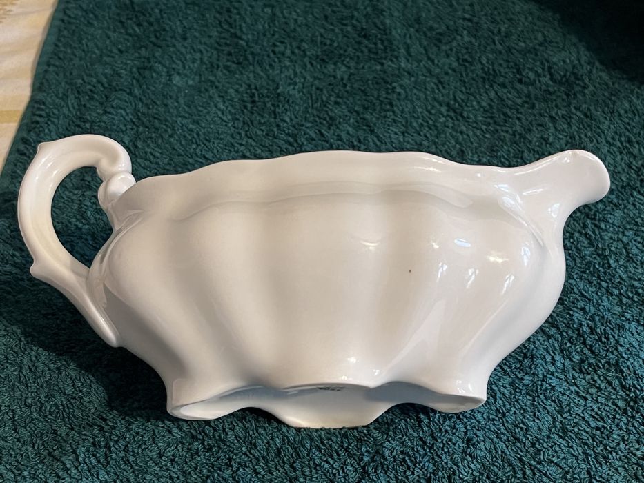 Zestaw Ćmielów Waza plus sosjerka.