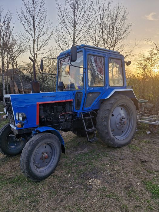 Продам трактор мтз 82