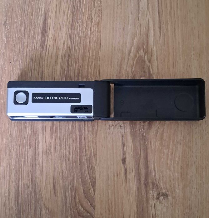 Kodak Exstra 200 camera