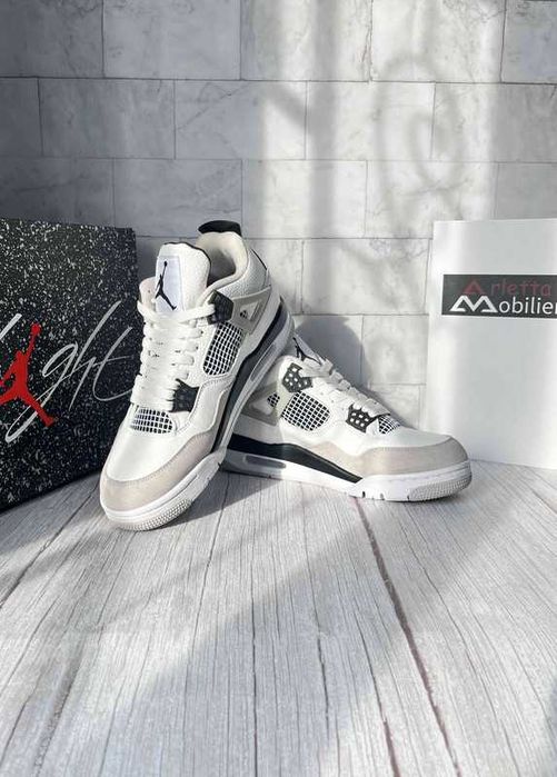 Jordan 4 39 Zupełnie nowy i nieotwarty