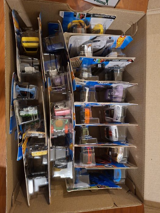 Lote 105 Hot Wheels