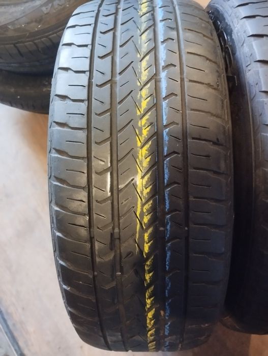 Пара літніх шин Lassa 235/60/16