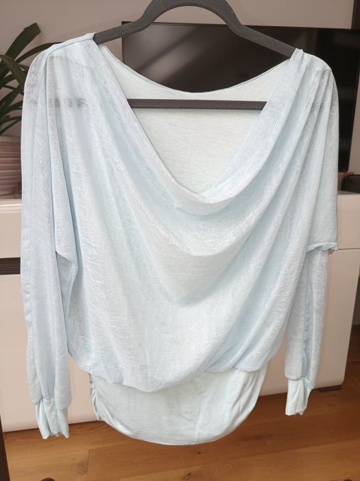 Błękitna włoska bluzka woda M