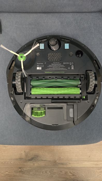 iRobot Roomba i7+