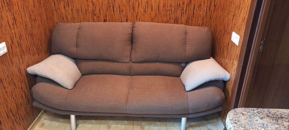 Мягке крісло, не розкладне з одним дефектом