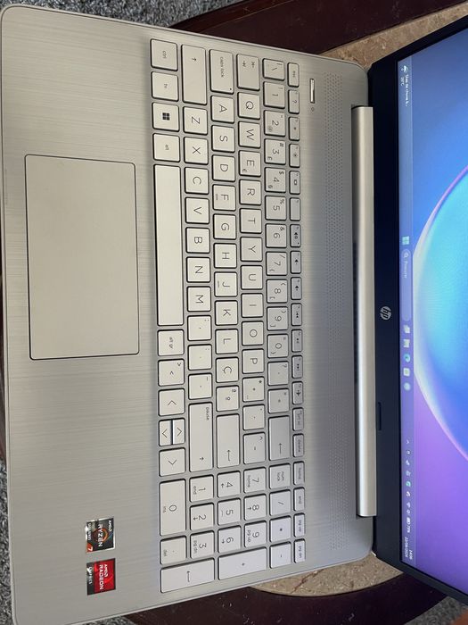 Portátil HP 15s-eq2xxx , windows 11