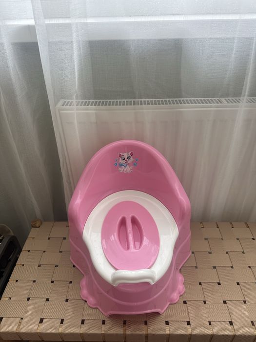 Горщик дитячий для дівчинки