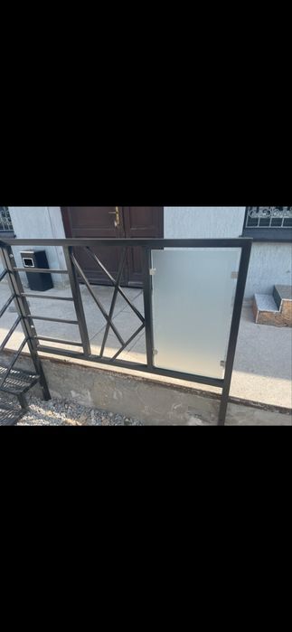 Uslugi spawalnicze, spawacz, balustrady