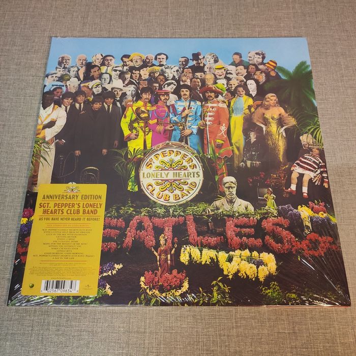 The Beatles : Sgt. Peppers Lonely Hearts Club Band LP  Вініл Платівка