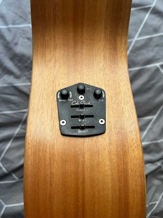 Cole Clark AN1E-BM Angel 1 Bunya Queensland Maple Grand Auditorium OM