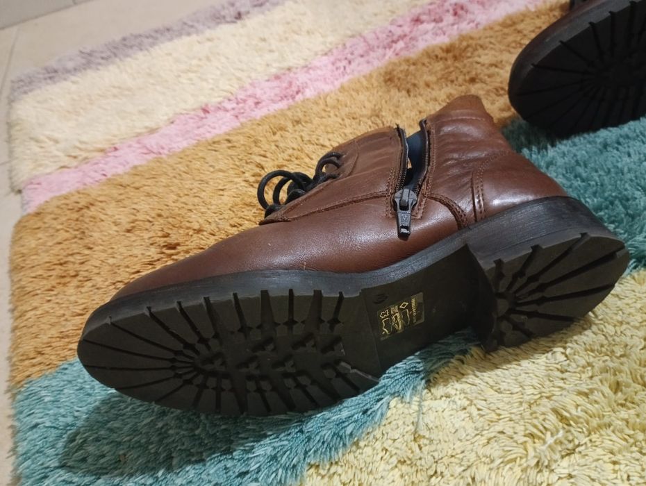 Bota tamanho 37 senhora