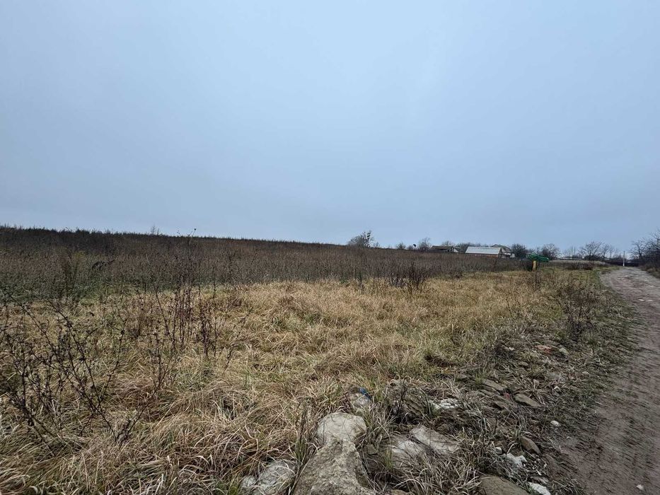 Продаж земельної ділянки під житлову забудову