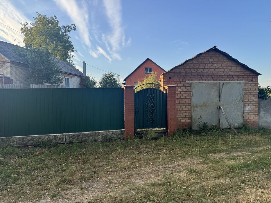 Продам Будинок. Продам будинок 79.4 м² біля річки у м. Ромни, ділянка 8 соток