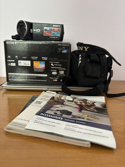 Sony HDR-CX220E — як нова! Full HD, повний комплект