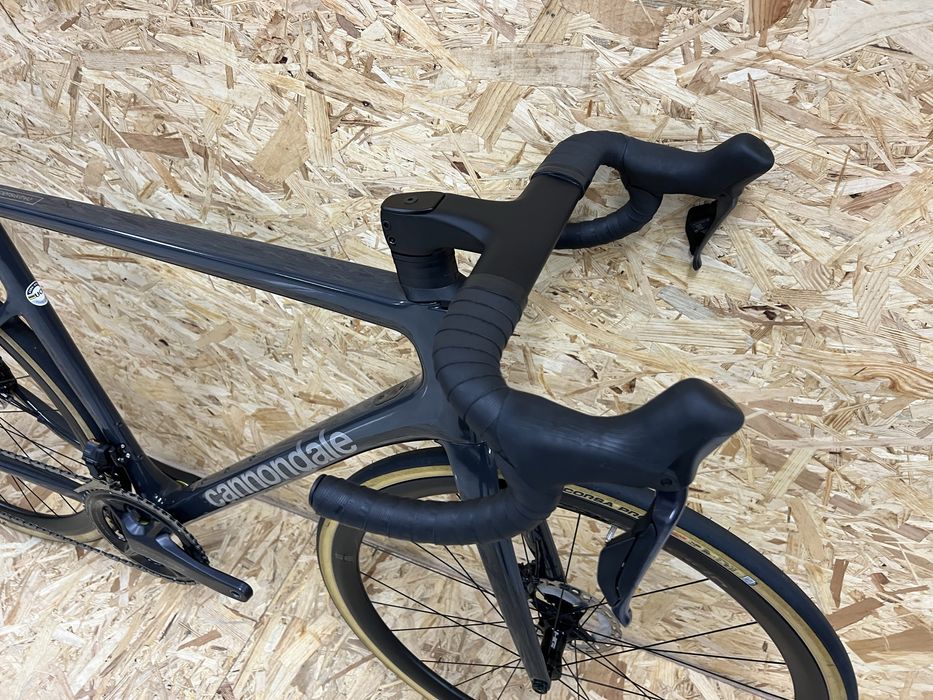 Bicicleta disco Cannondale Supersix Hi-Mod - Ultegra Di2 - Rodas carbo