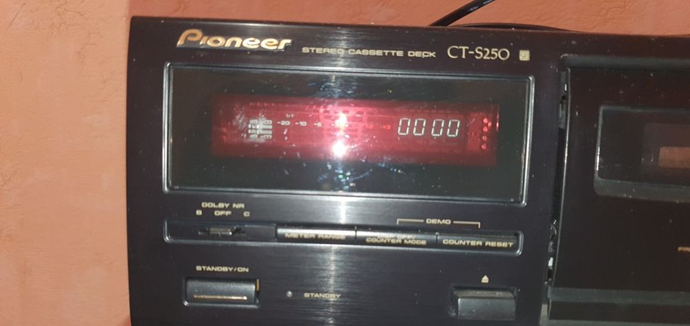 Кассетная Дэка     Pioneer  250s.