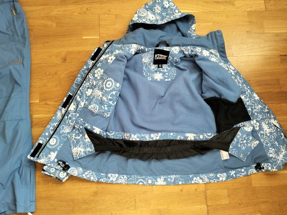 Демісезоний костюм 9-11років.