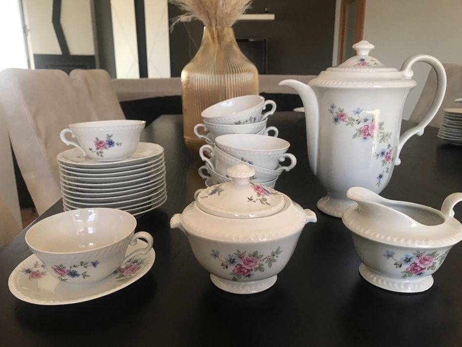 Tea Set425381809881753600
