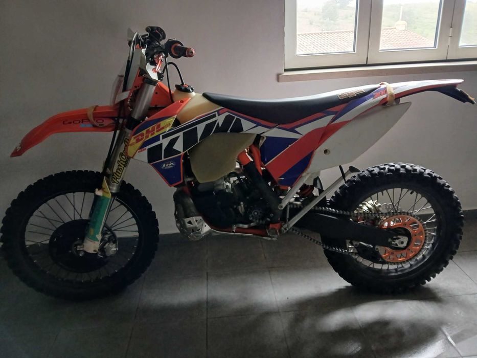 KTM EXC 300 SIX DAYS - Modelo 2016
