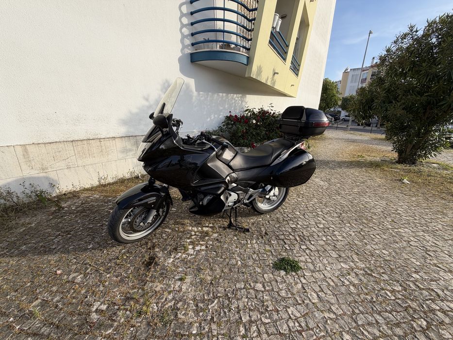 Honda Deauville NT 700