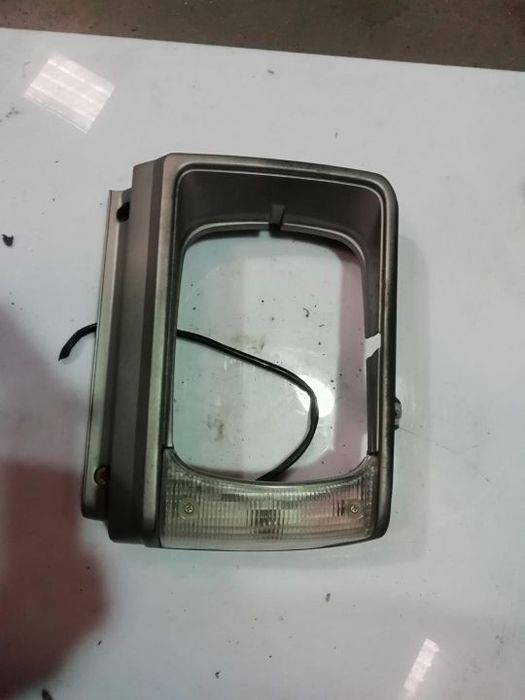 Aro do farol + mínimo - hilux mk3 ( 1978 /1983)
