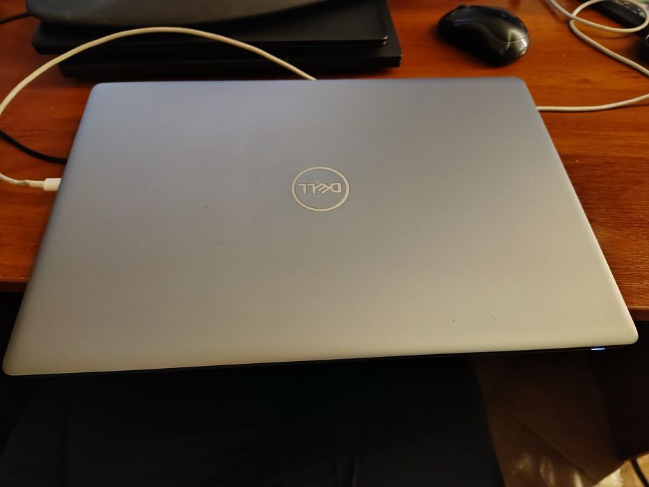 Ноутбук Dell precision 7550 /i9 - 10885h/32Gb DDR4/1Tb/15.6" IPS