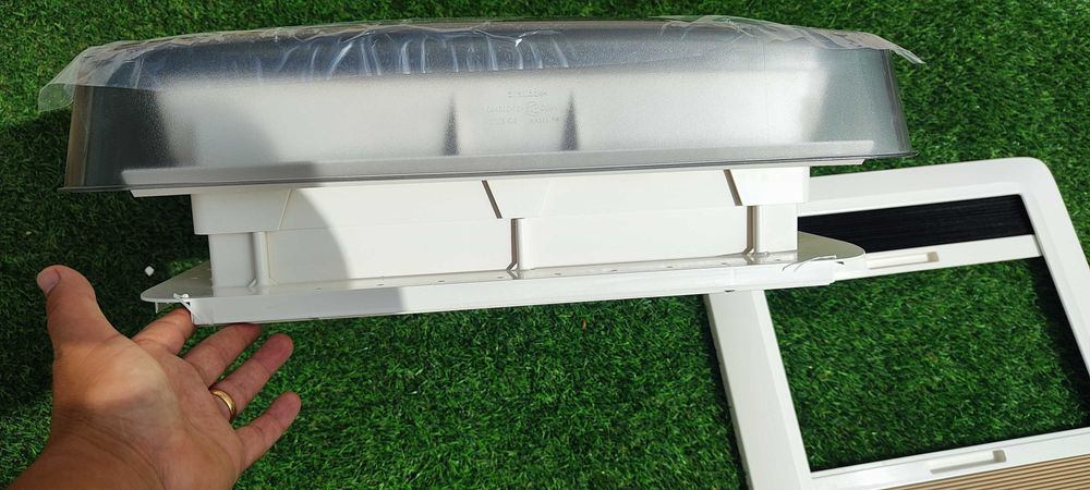 Clarabóia DOMETIC Mini Heki Style