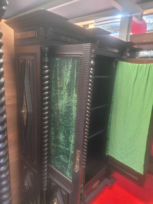 Fantástico livreiro antigo em madeira maciça - óptimo estado e quali