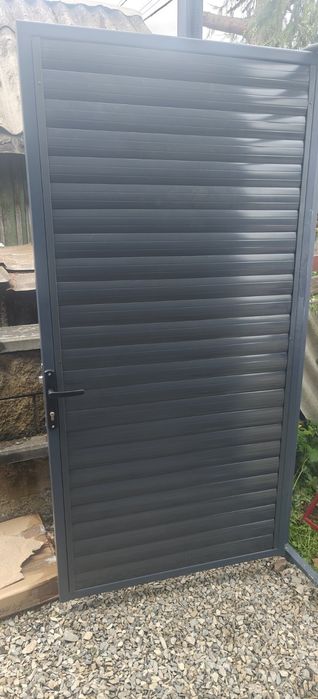 Гаражні ворота/ролети