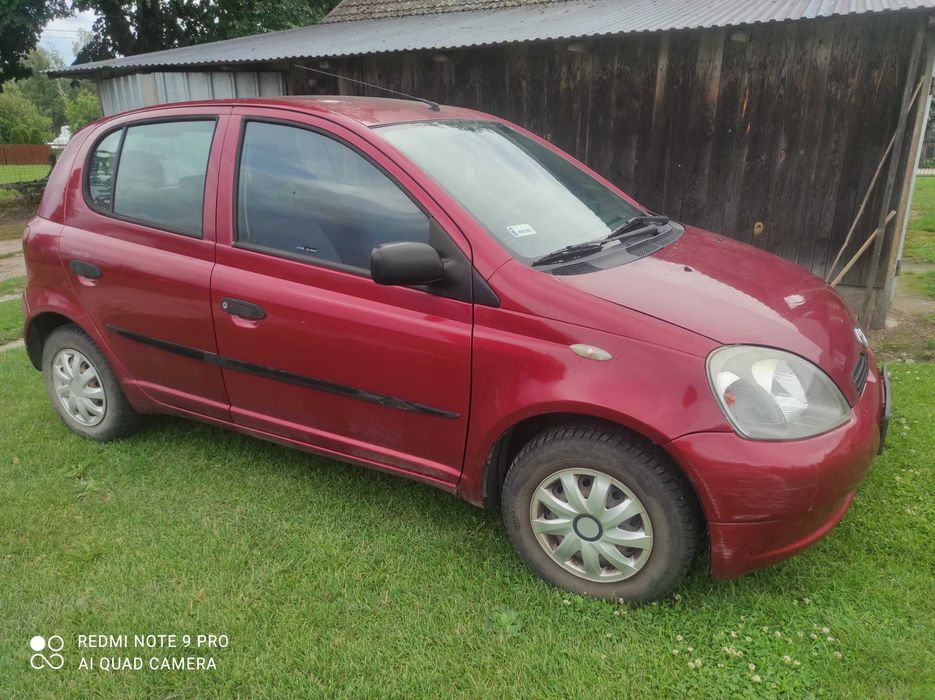 Samochód  osobowy Toyota Yaris