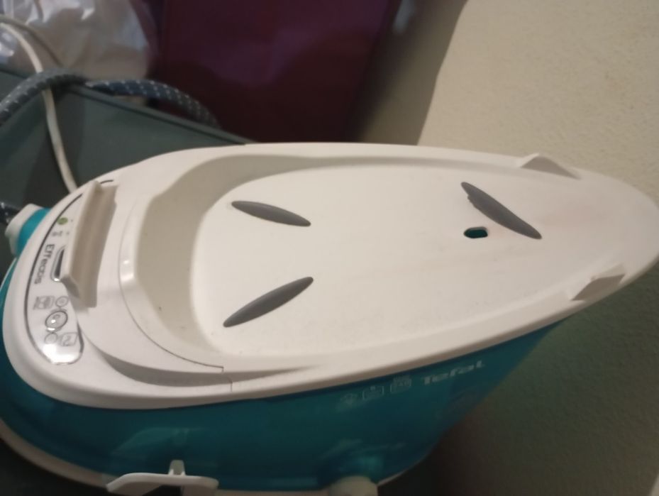 Ferro com Caldeira TEFAL Effectis