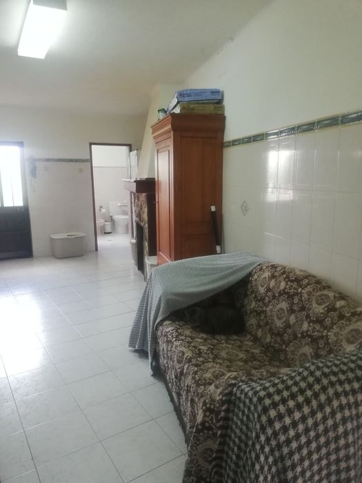 Vendo moradia na aldeia da Mata da Rainha
