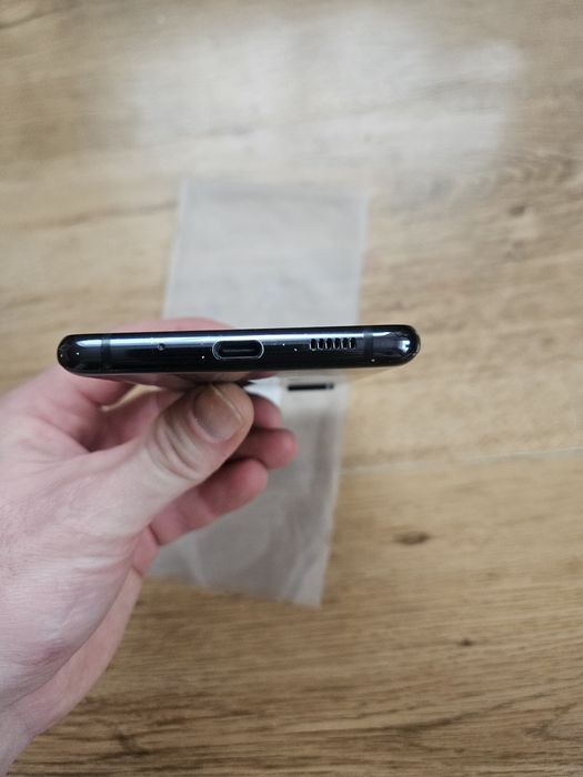 Смартфон samsung s20FE 8/256