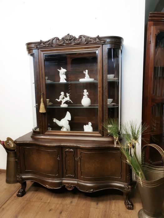 Witryna serwantka na łapach antyk 749/2025