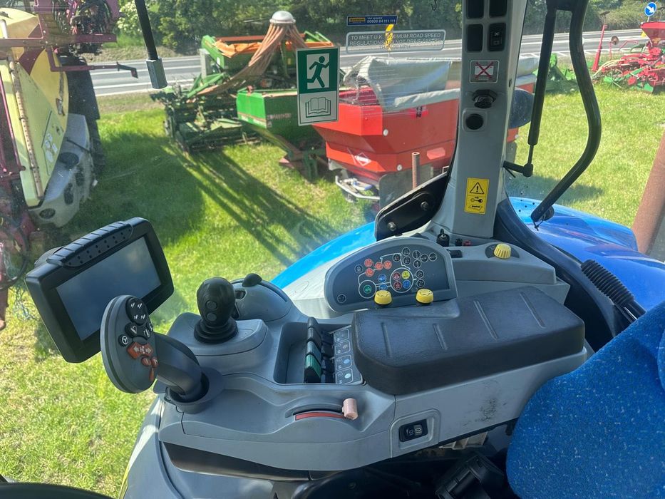 New Holland T7.235 Power Command