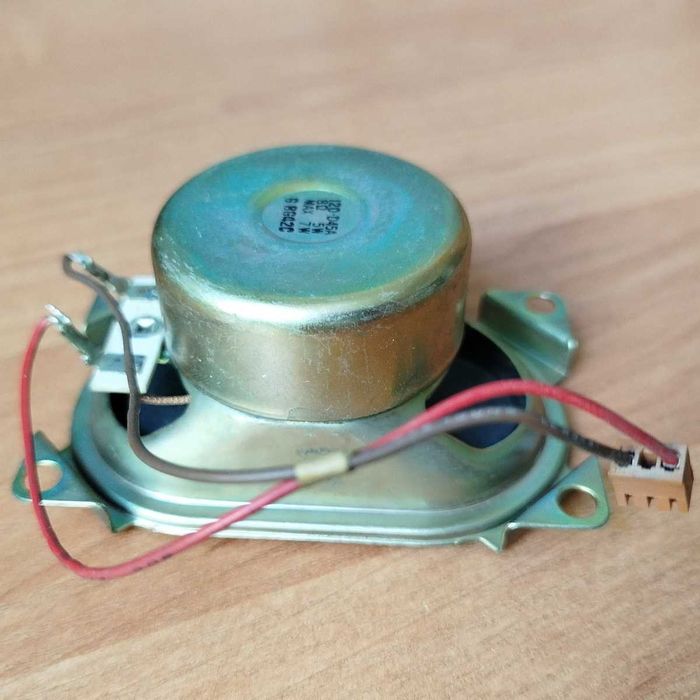 Динамик 5 Вт 8 Ом