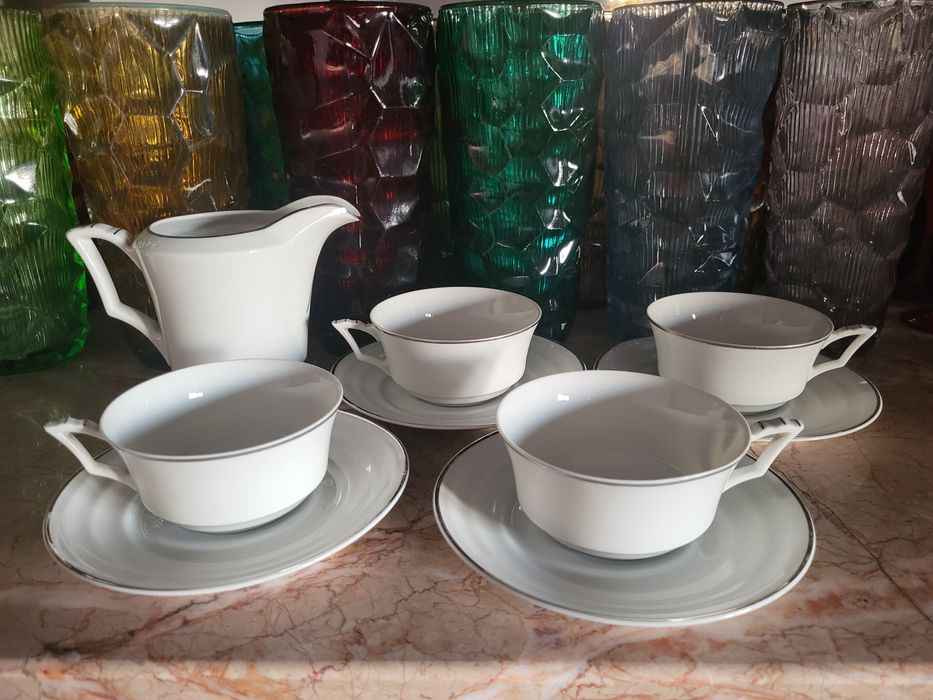 Mlecznik i 3 filiżanki Ćmielów Bałtyk